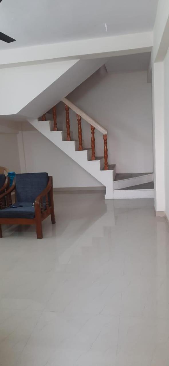 Swanky Sojourns Homestay 2Bhk Kolhapur Exterior photo