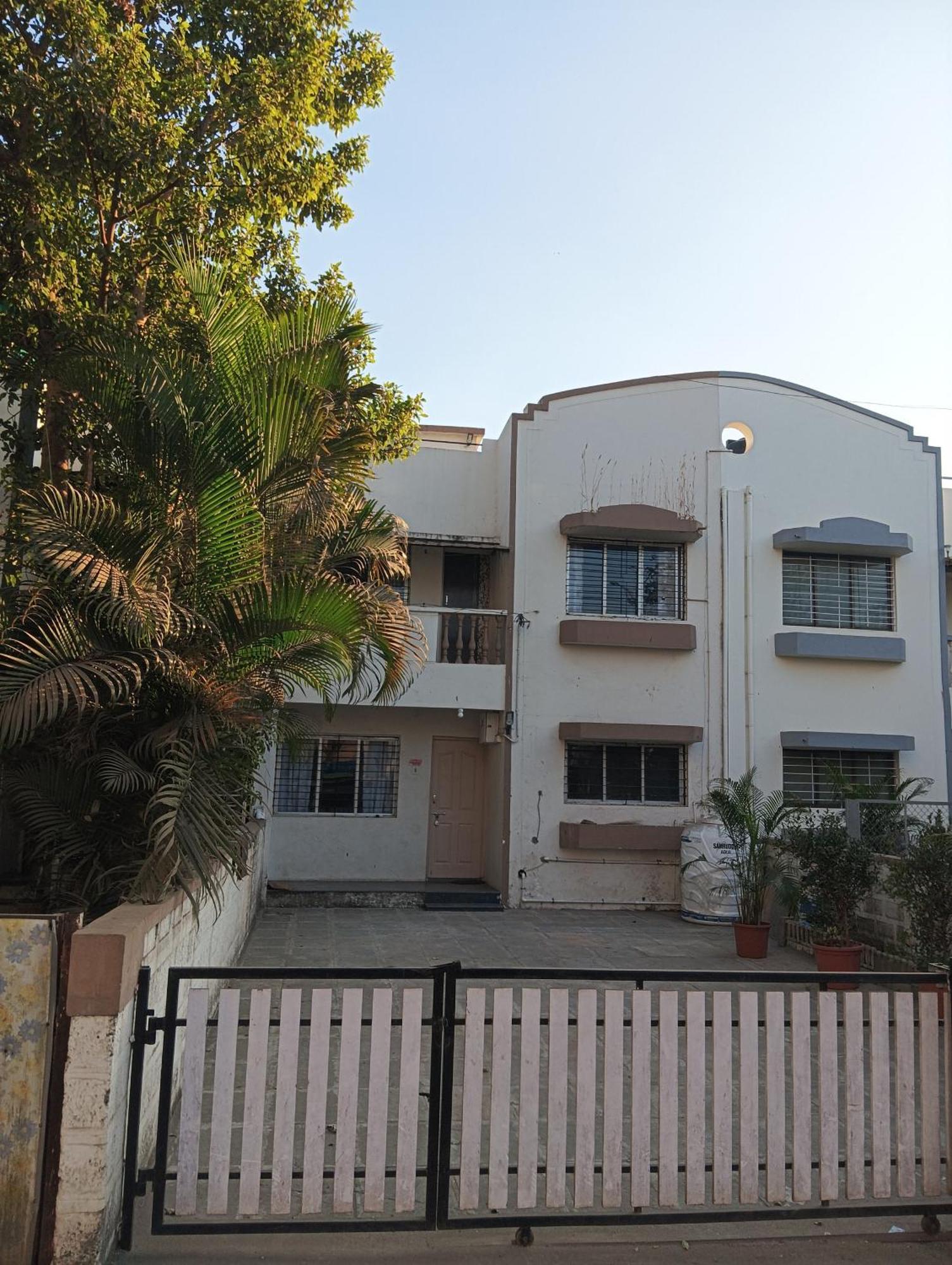 Swanky Sojourns Homestay 2Bhk Kolhapur Exterior photo